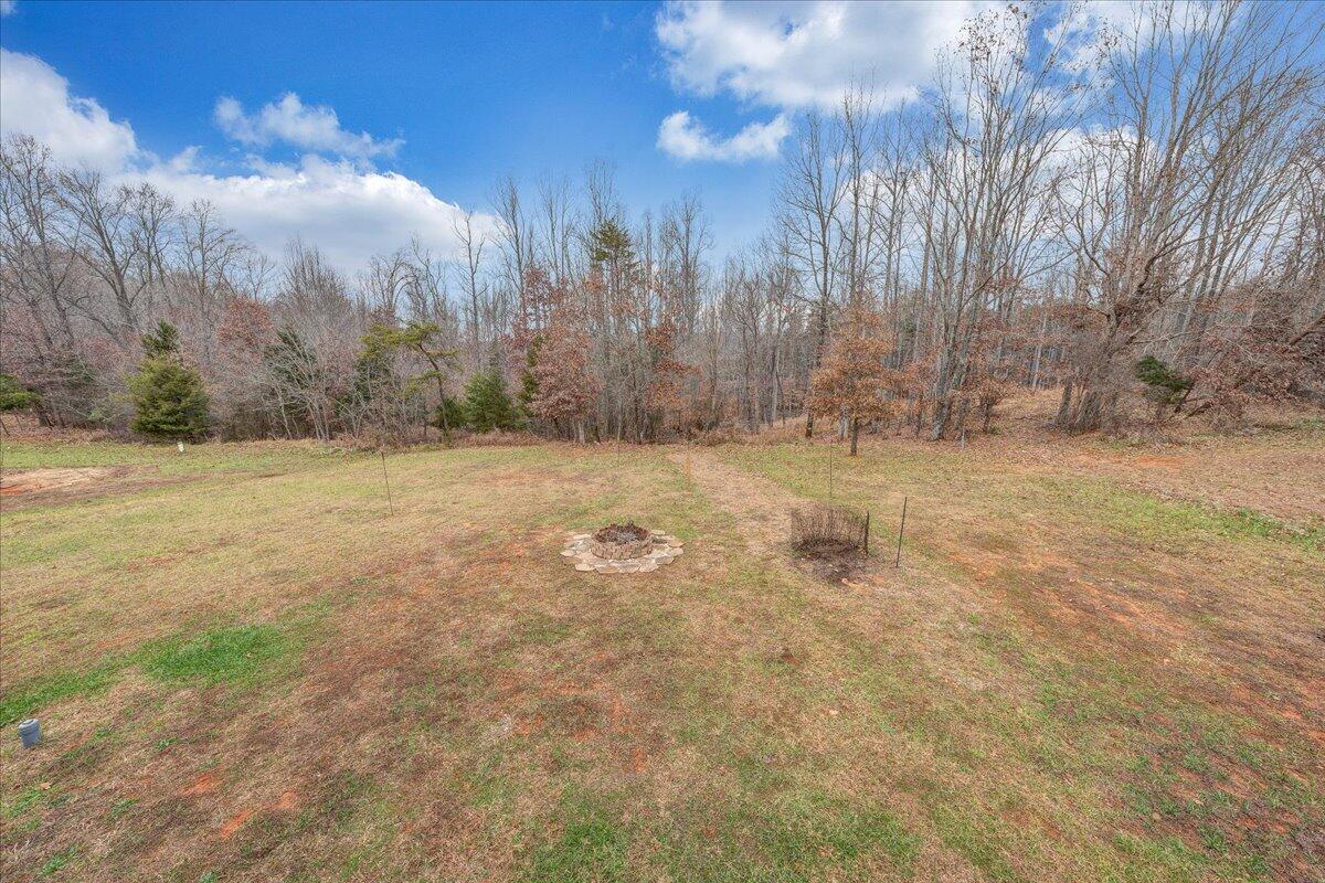 2219 Smith Mountain Lake Pkwy, Huddleston, Virginia image 28