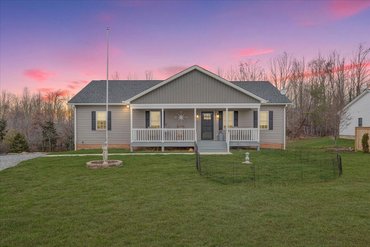 2219 Smith Mountain Lake Pkwy, Huddleston, Virginia image 32