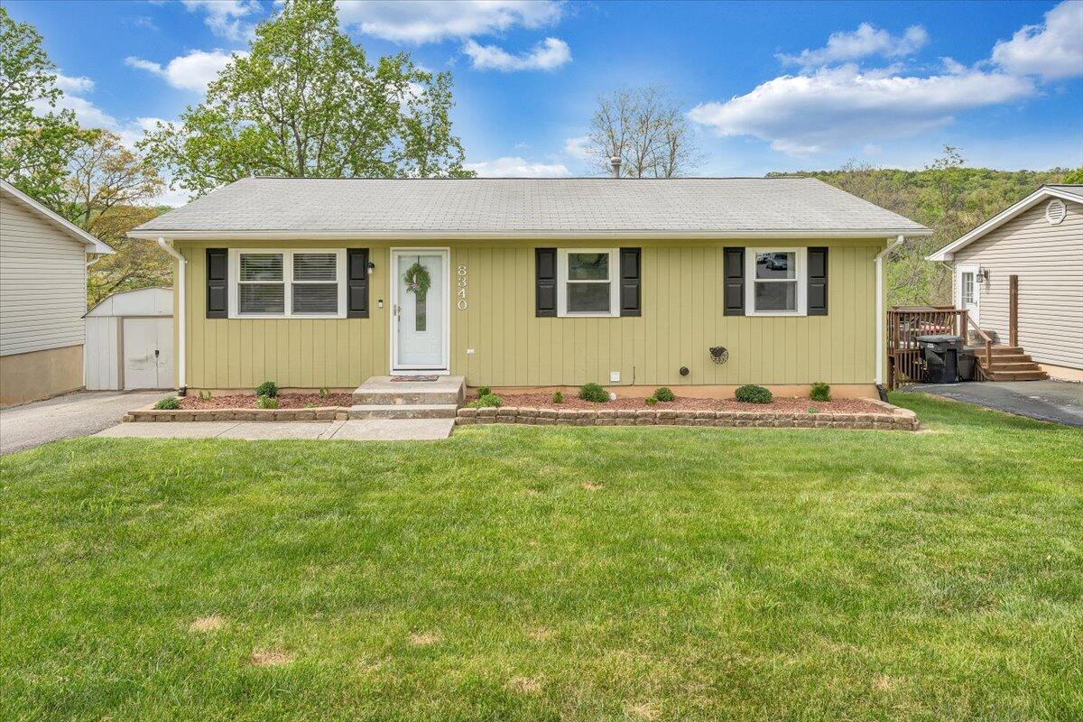 8340 Brubaker Dr, Roanoke, Virginia image 3