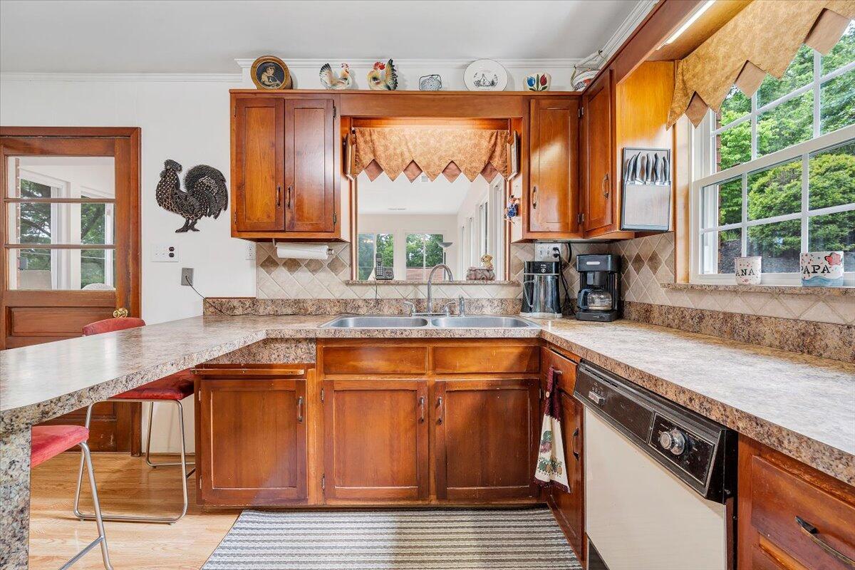 30 Benbrook Cir, Roanoke, Virginia image 13