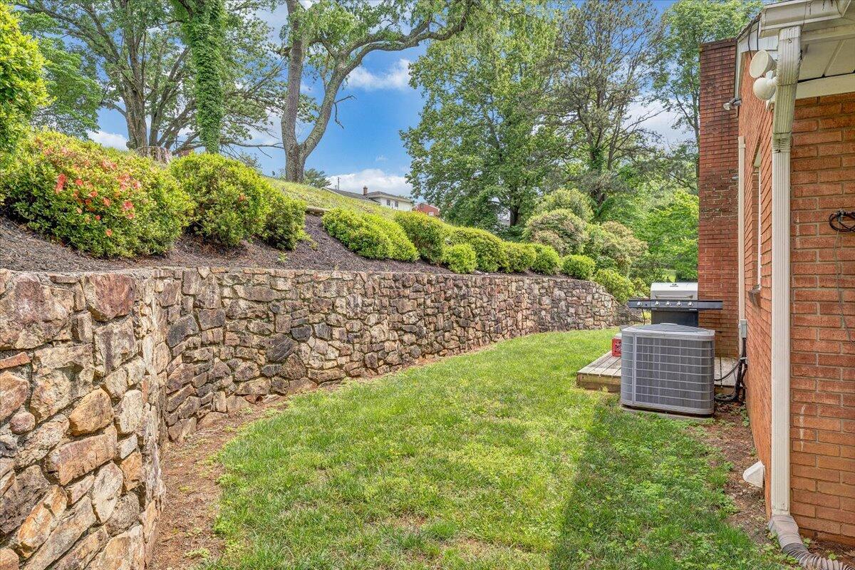 30 Benbrook Cir, Roanoke, Virginia image 45