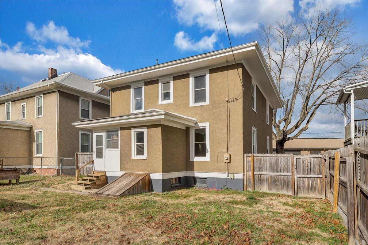 123 E Hawthorne St, Covington, Virginia image 30