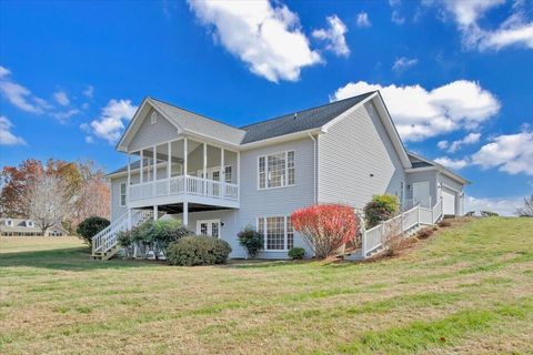 Photo of 28 Queen Mothers CT, Wirtz, VA 24184 (MLS # 923682)