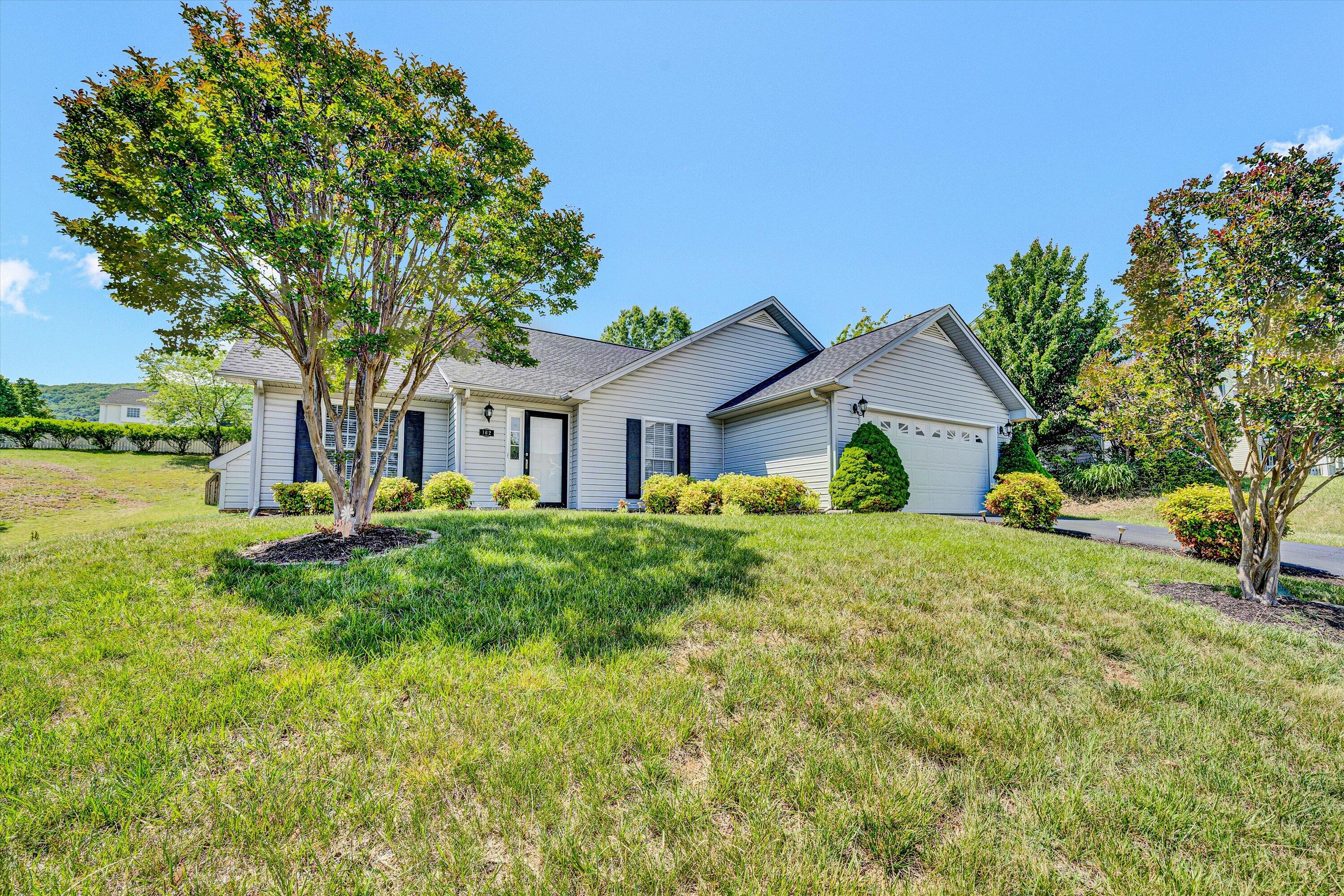 162 Laurel Ridge Dr, Roanoke, Virginia image 2