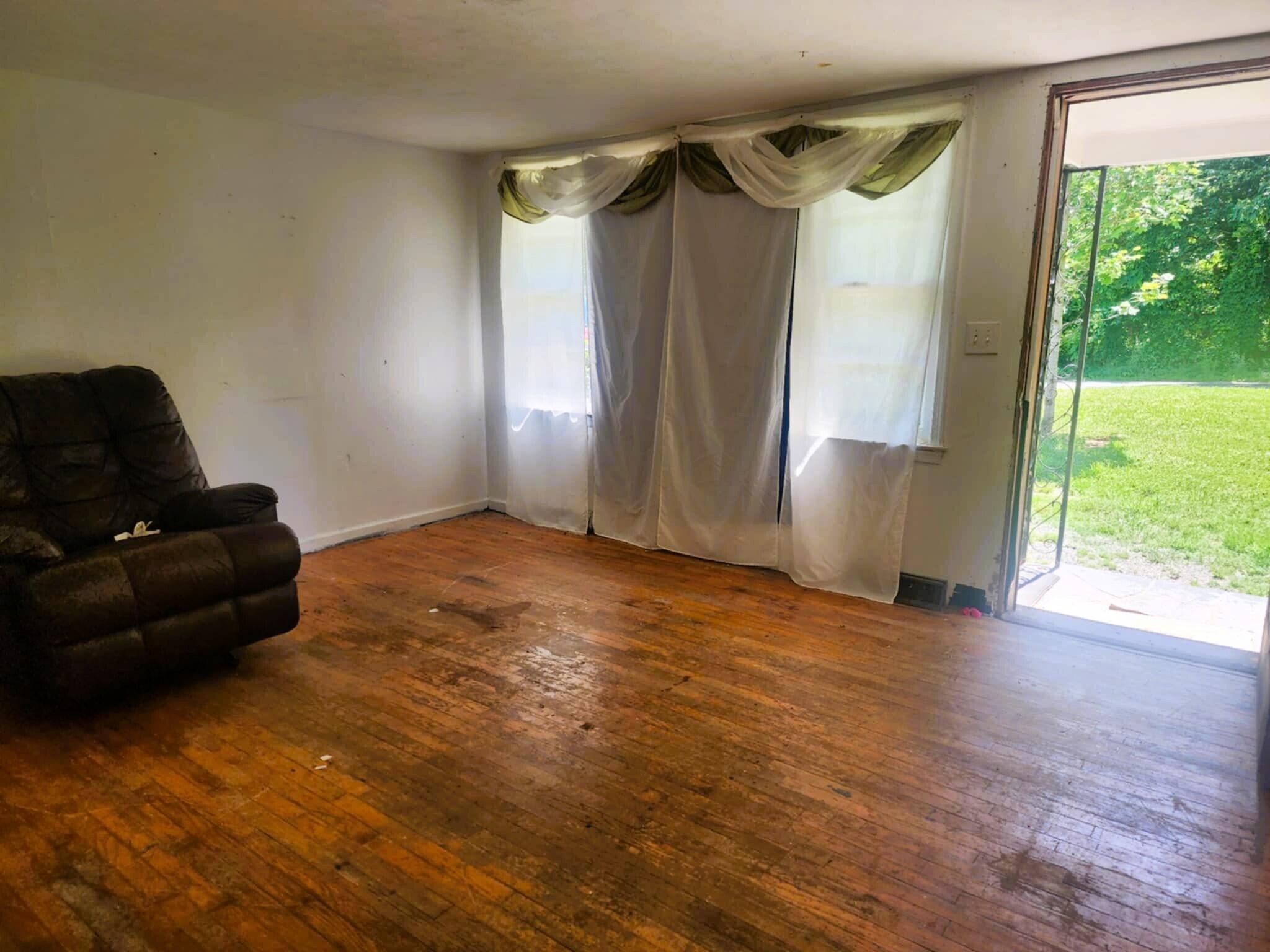 1742 Fruitridge Dr, Penhook, Virginia image 4
