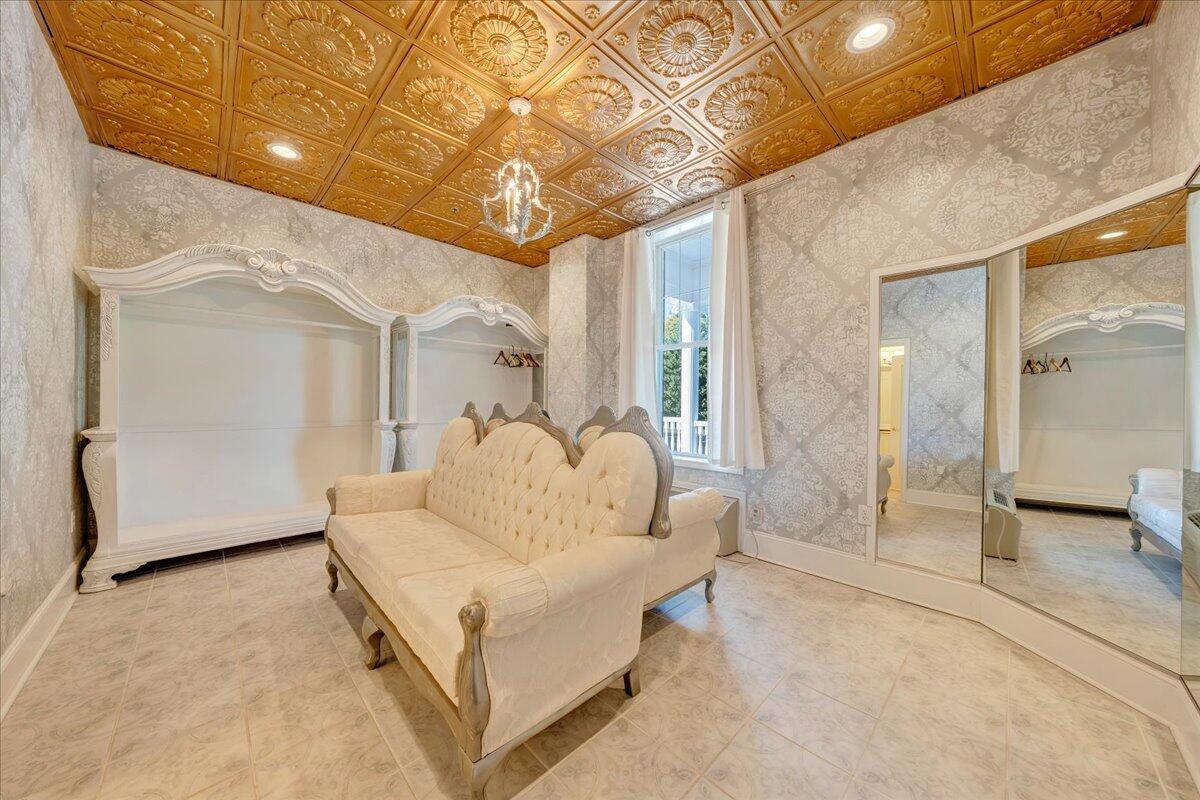 Bedford, Virginia 24523, United States, 5 Bedrooms Bedrooms, ,9 BathroomsBathrooms,Residential,Active,239718