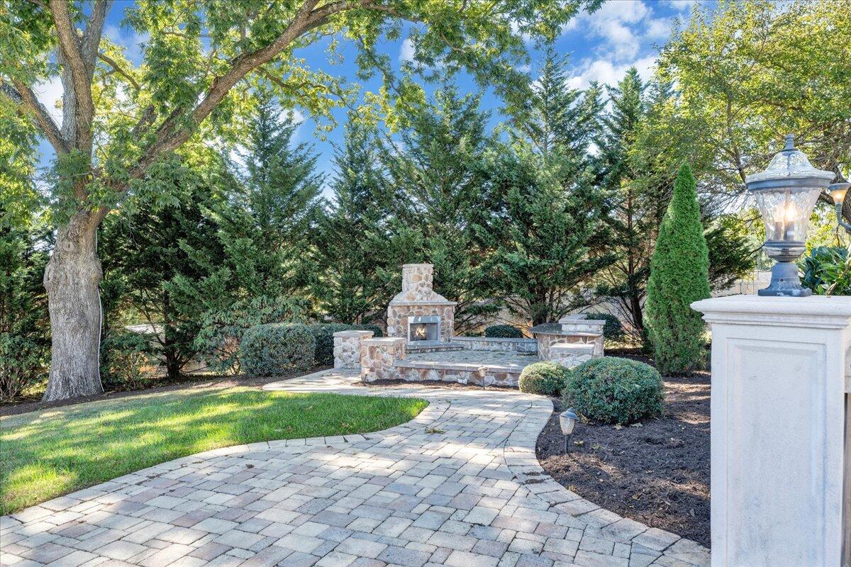 Bedford, Virginia 24523, United States, 5 Bedrooms Bedrooms, ,9 BathroomsBathrooms,Residential,Active,239718