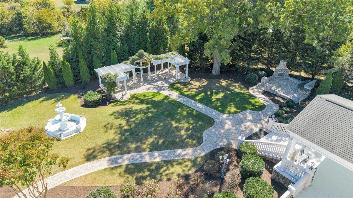 Bedford, Virginia 24523, United States, 5 Bedrooms Bedrooms, ,9 BathroomsBathrooms,Residential,Active,239718