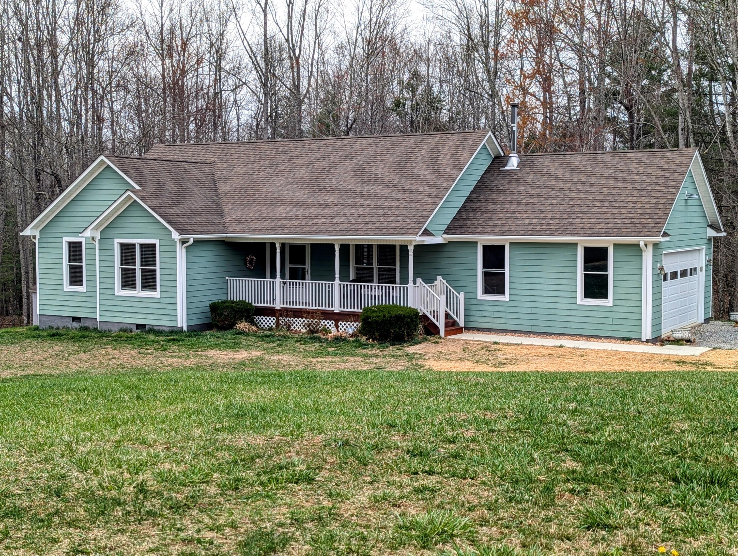 284 Dye Dr, Pilot, Virginia image 2