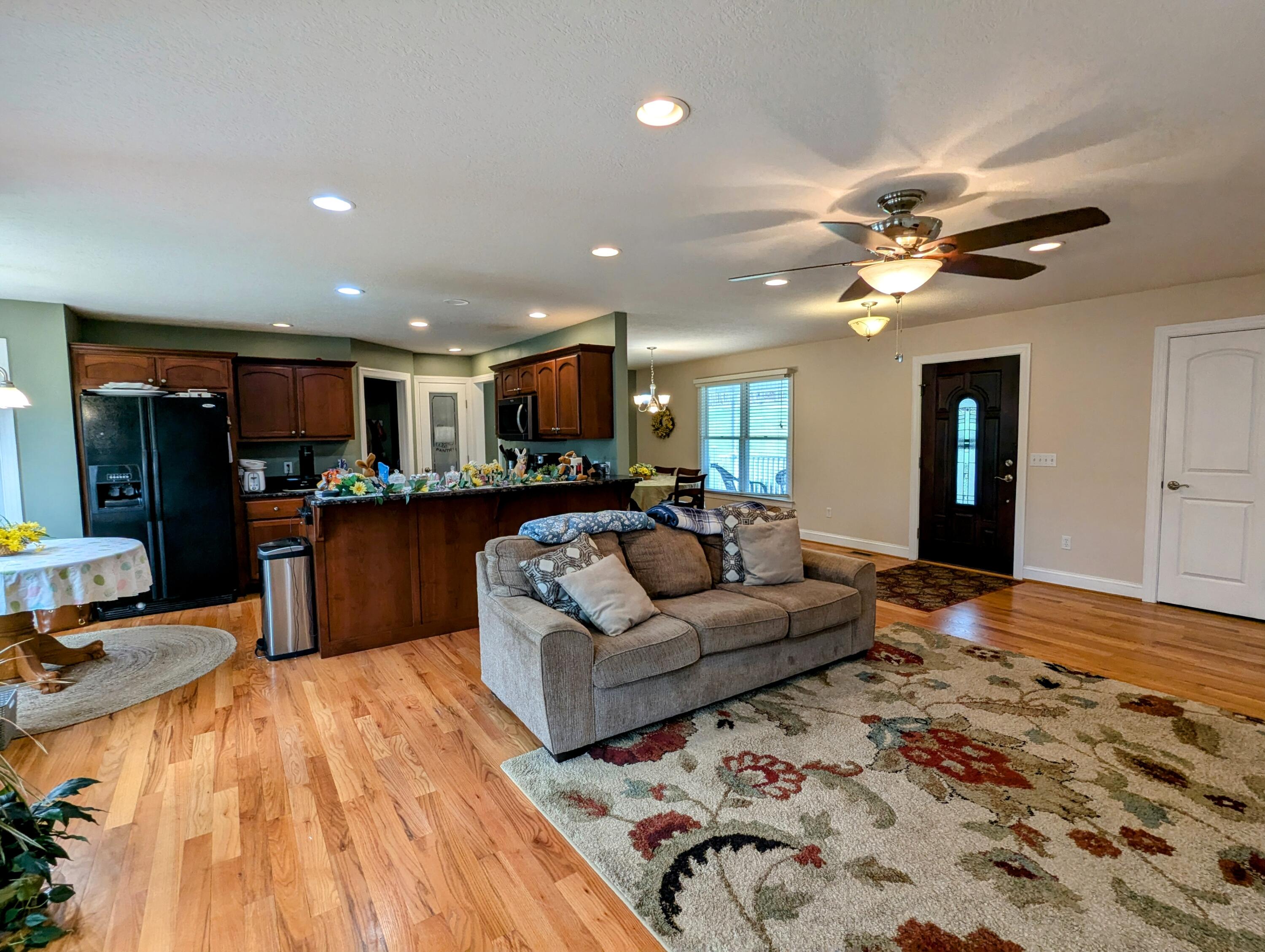284 Dye Dr, Pilot, Virginia image 9