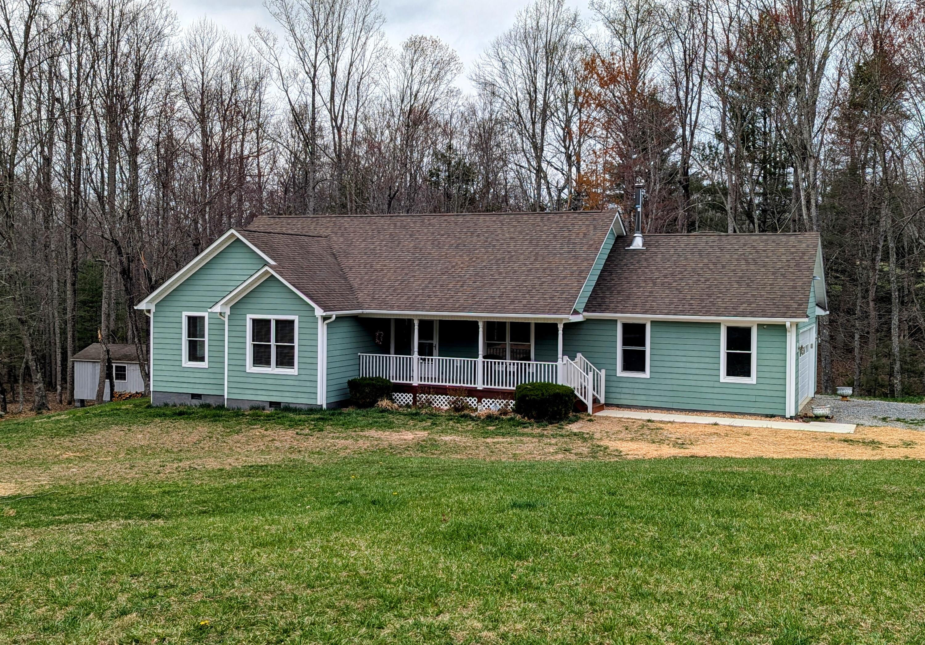 284 Dye Dr, Pilot, Virginia image 1