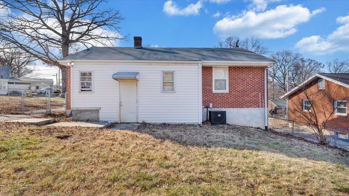 303 Deaner Dr, Roanoke, Virginia image 21