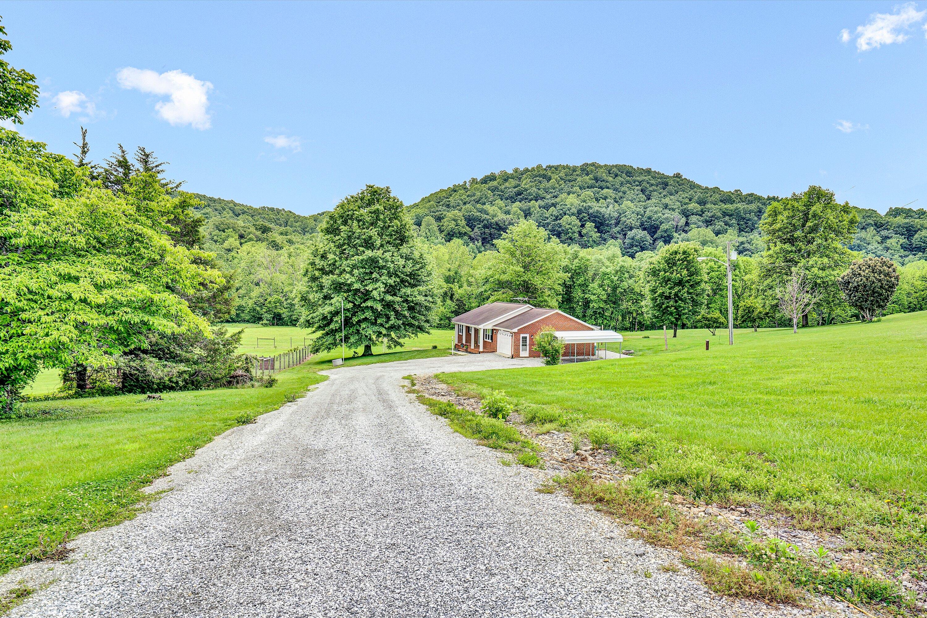 4 Arch Mill Rd, Buchanan, Virginia image 2