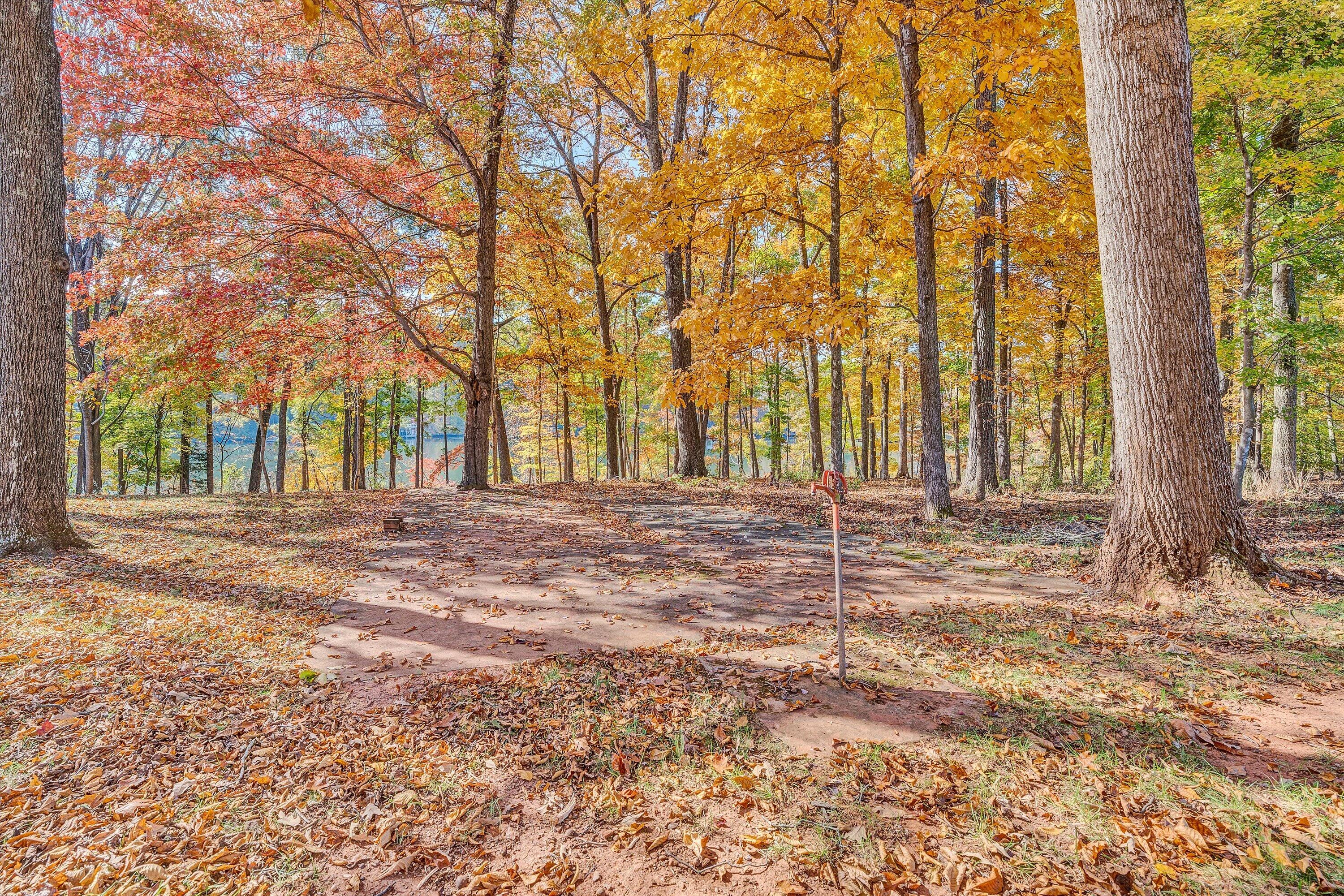 Moneta, Virginia 24121, United States, 4 Bedrooms Bedrooms, ,3 BathroomsBathrooms,Residential,Active,3324