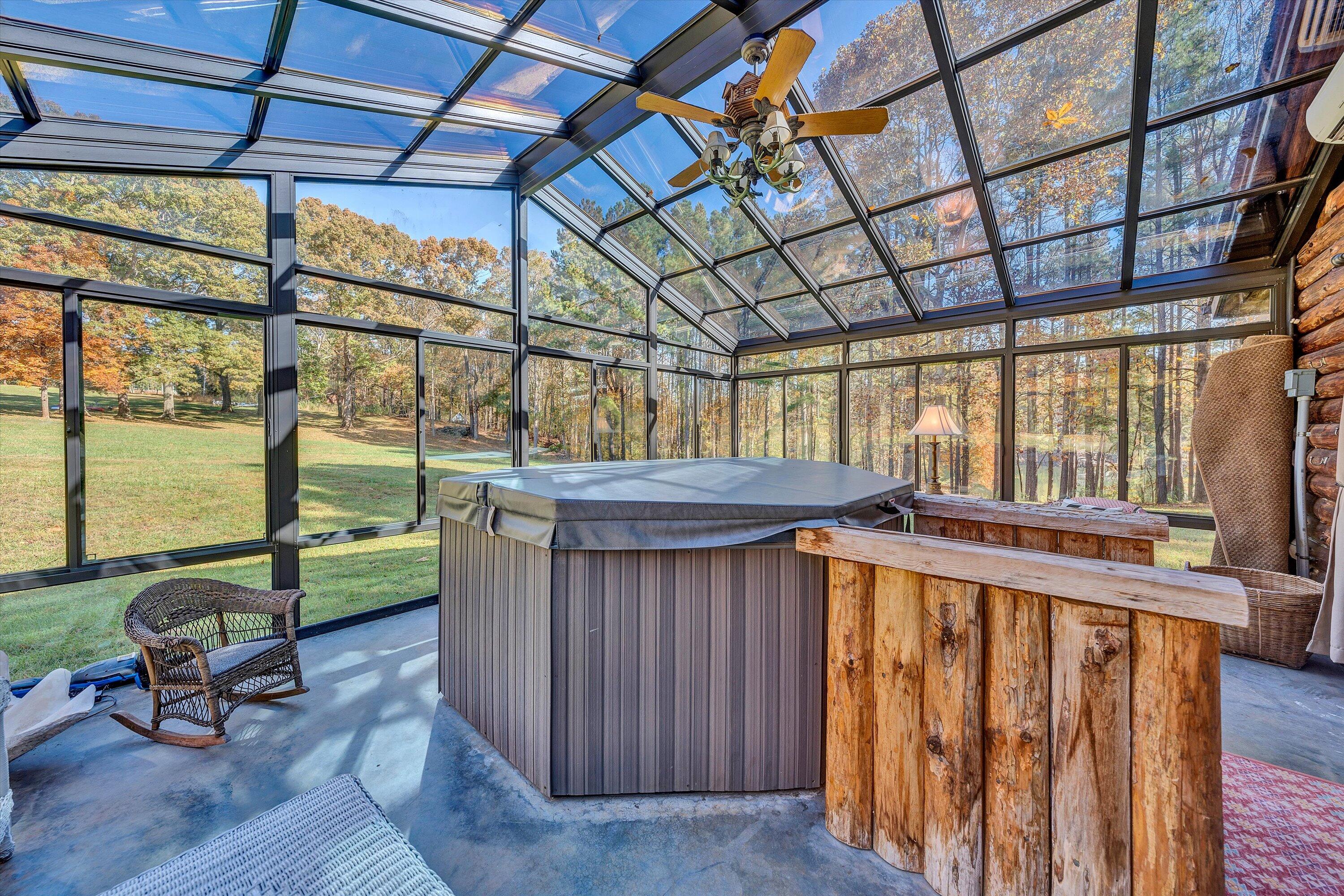 Moneta, Virginia 24121, United States, 4 Bedrooms Bedrooms, ,3 BathroomsBathrooms,Residential,Active,3324