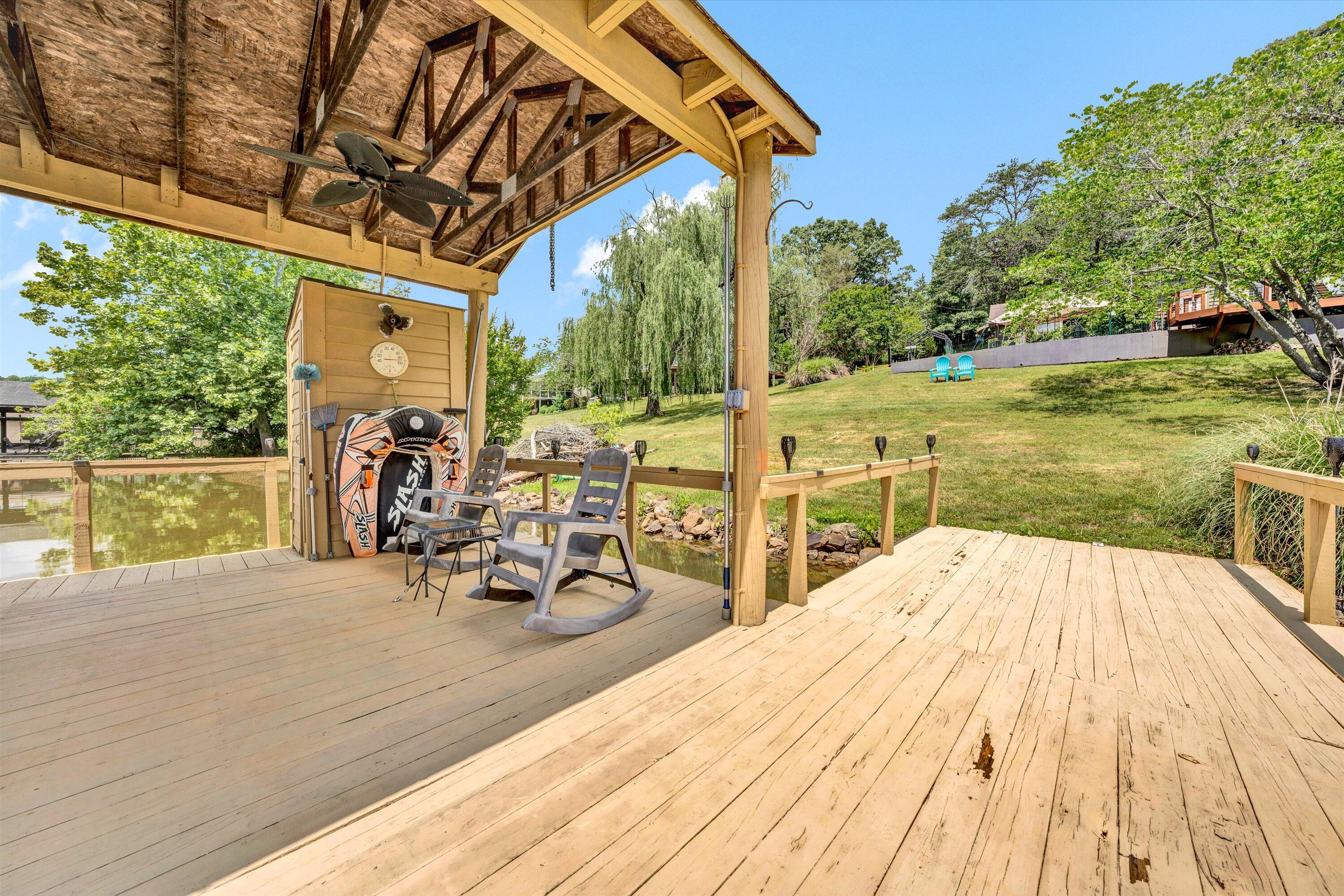 531 Brookwood Rd, Wirtz, Virginia image 29