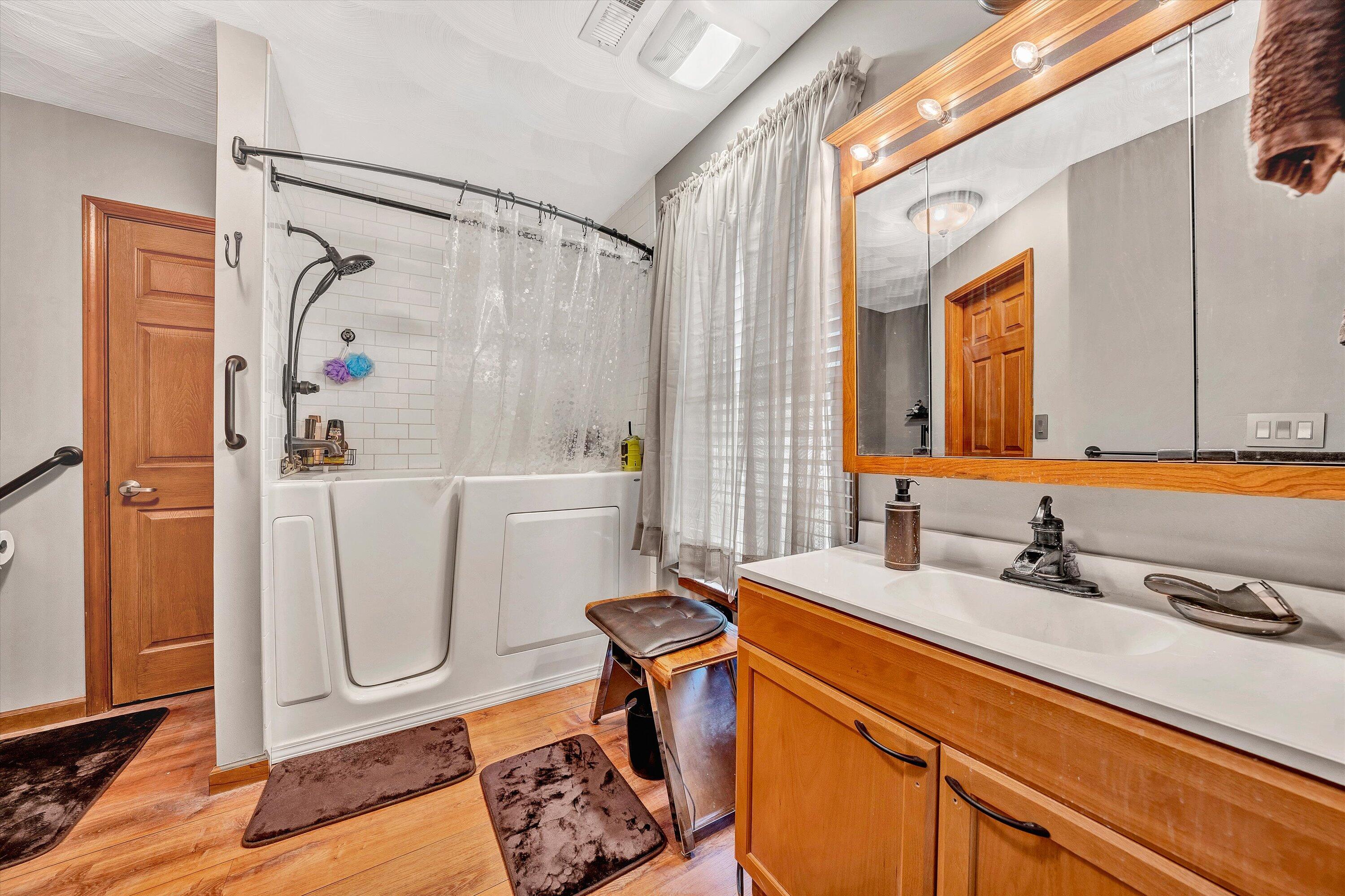 531 Brookwood Rd, Wirtz, Virginia image 17