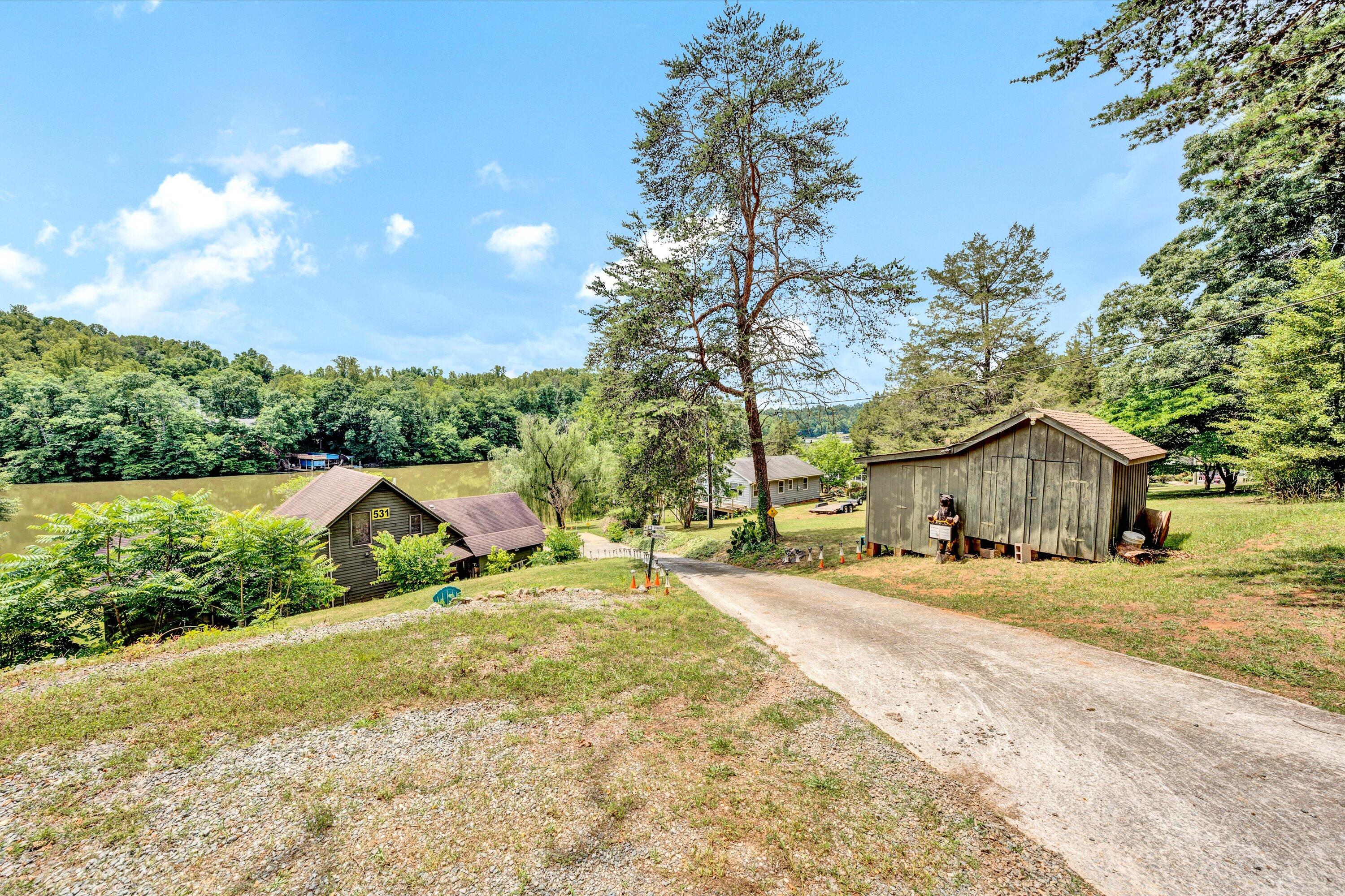 531 Brookwood Rd, Wirtz, Virginia image 35