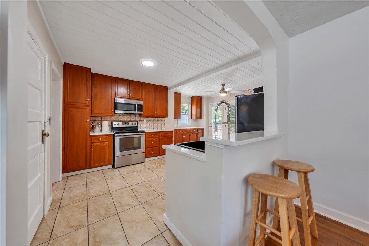 10664 Bent Mountain Rd, Bent Mountain, Virginia image 8