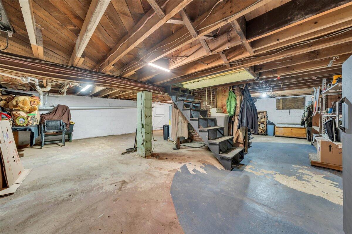 10664 Bent Mountain Rd, Bent Mountain, Virginia image 30