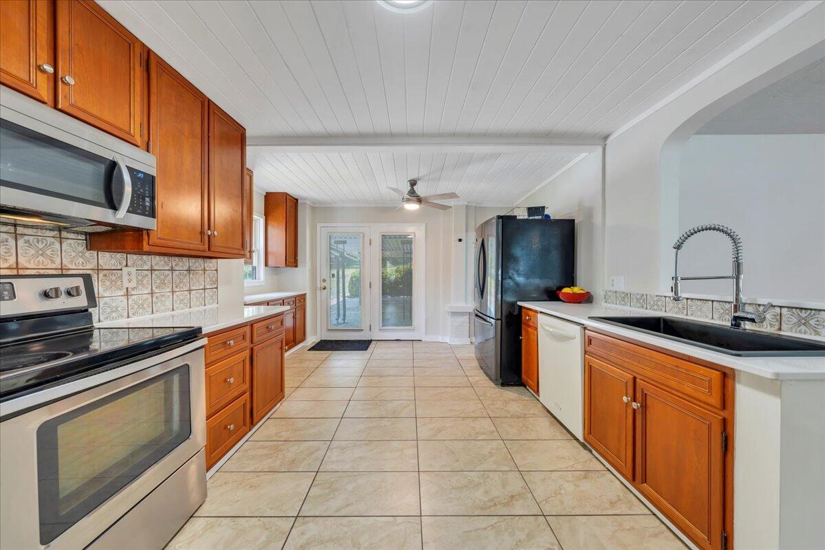 10664 Bent Mountain Rd, Bent Mountain, Virginia image 10