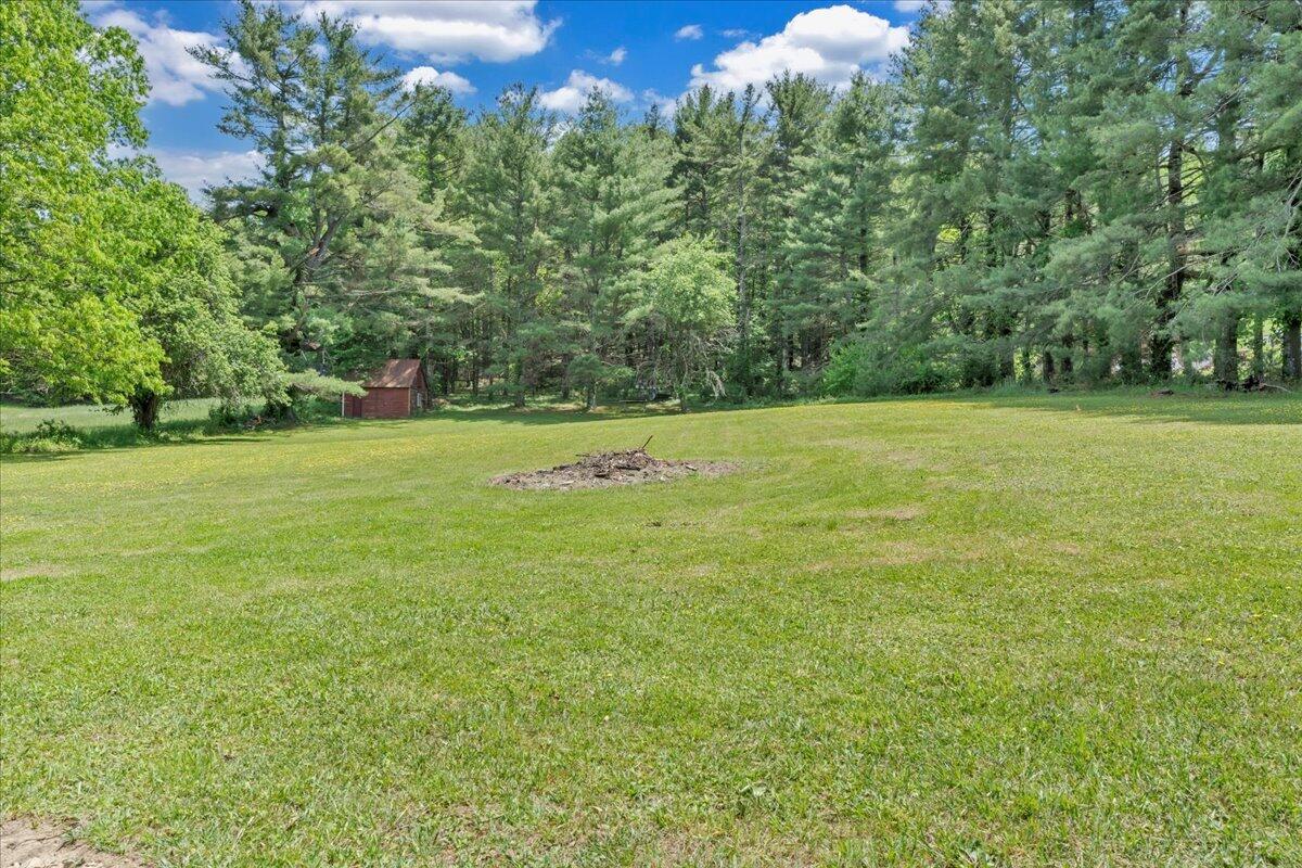 10664 Bent Mountain Rd, Bent Mountain, Virginia image 34