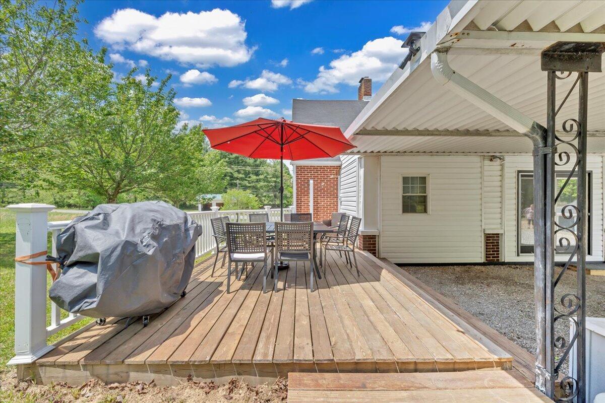 10664 Bent Mountain Rd, Bent Mountain, Virginia image 32