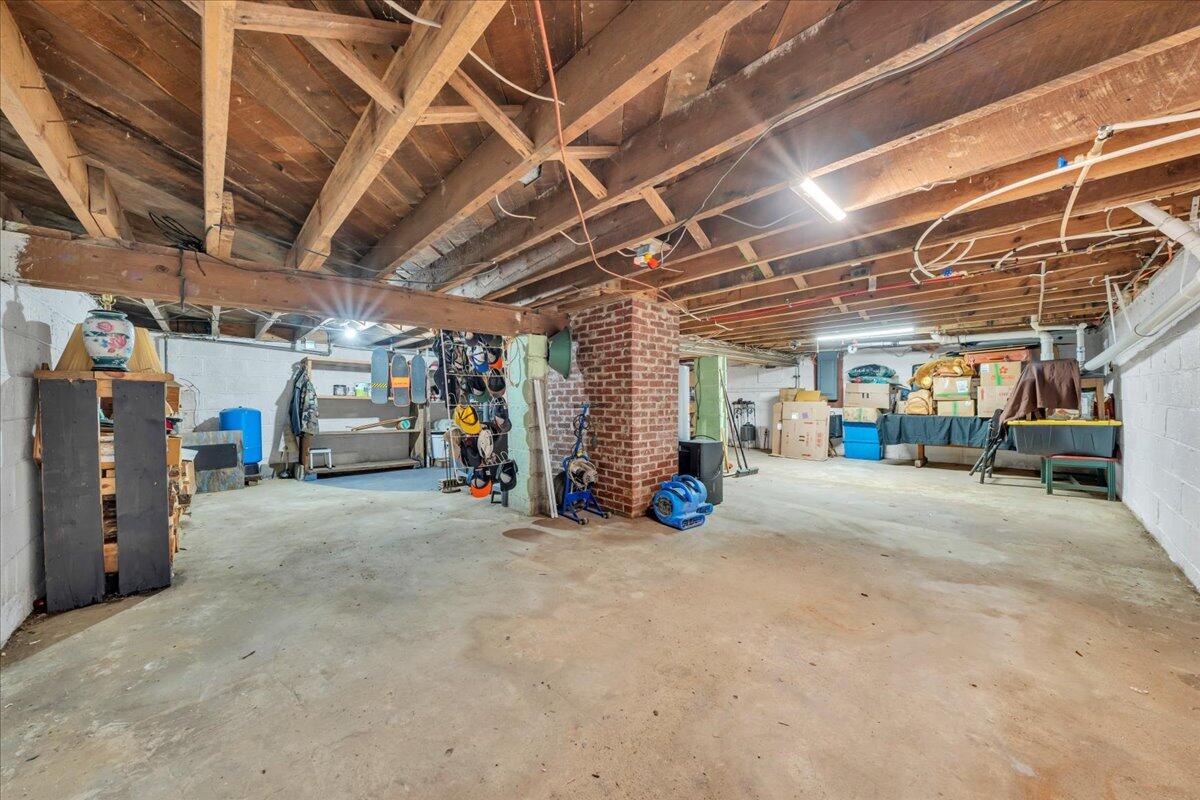 10664 Bent Mountain Rd, Bent Mountain, Virginia image 28