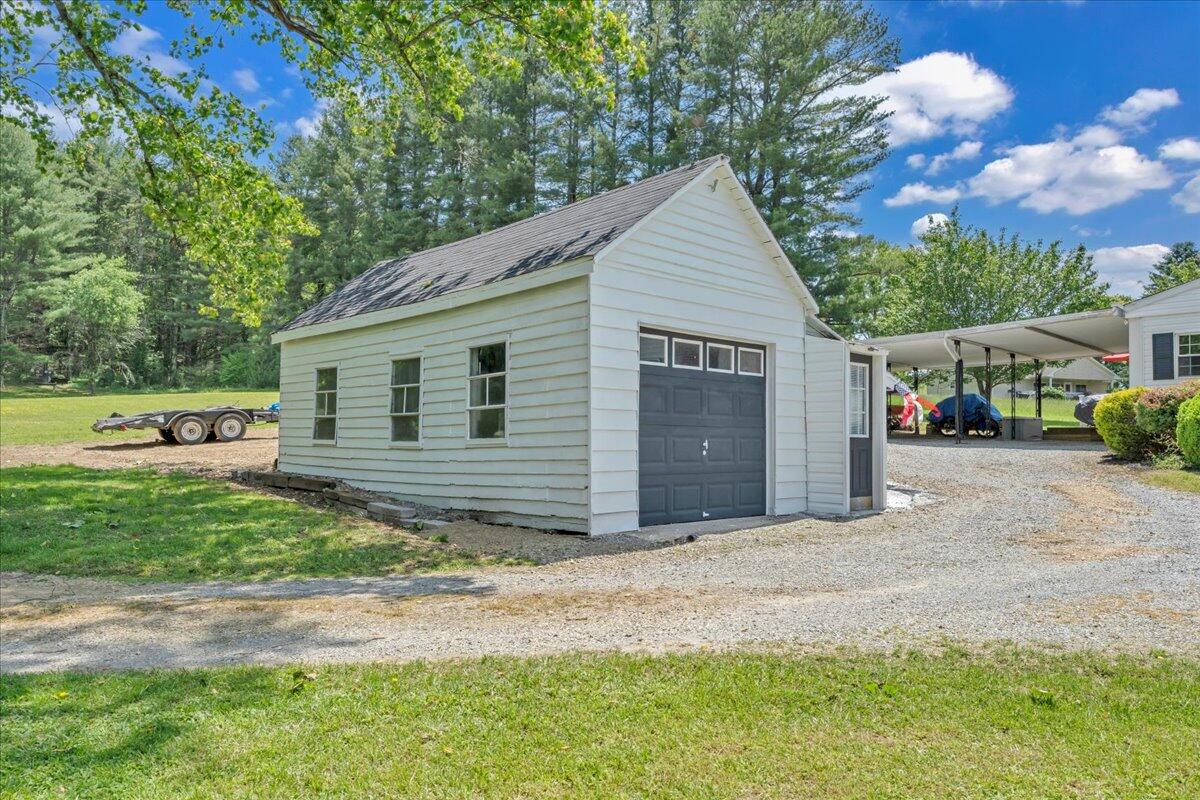 10664 Bent Mountain Rd, Bent Mountain, Virginia image 45