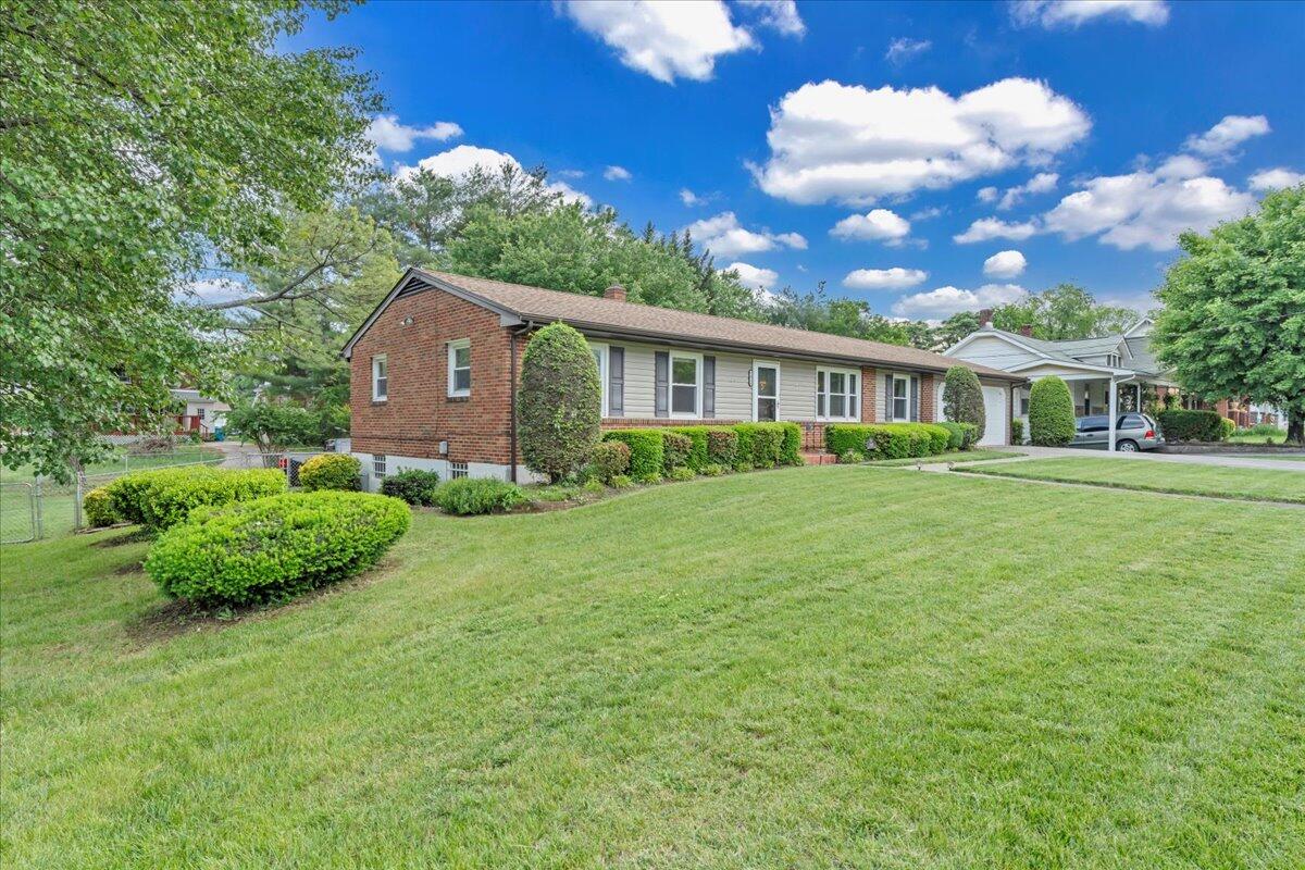 1028 Grayson Ave, Roanoke, Virginia image 38