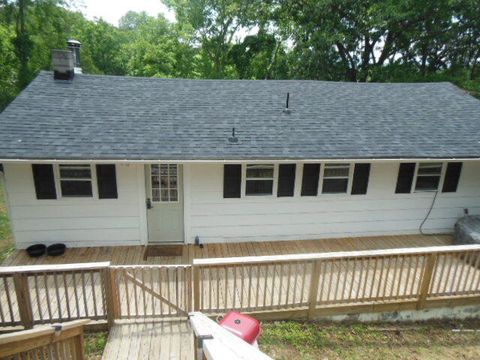 Homes For Sale - 2402 Mount Pleasant Church Rd<br/> Botetourt County, Fincastle, VA 24090