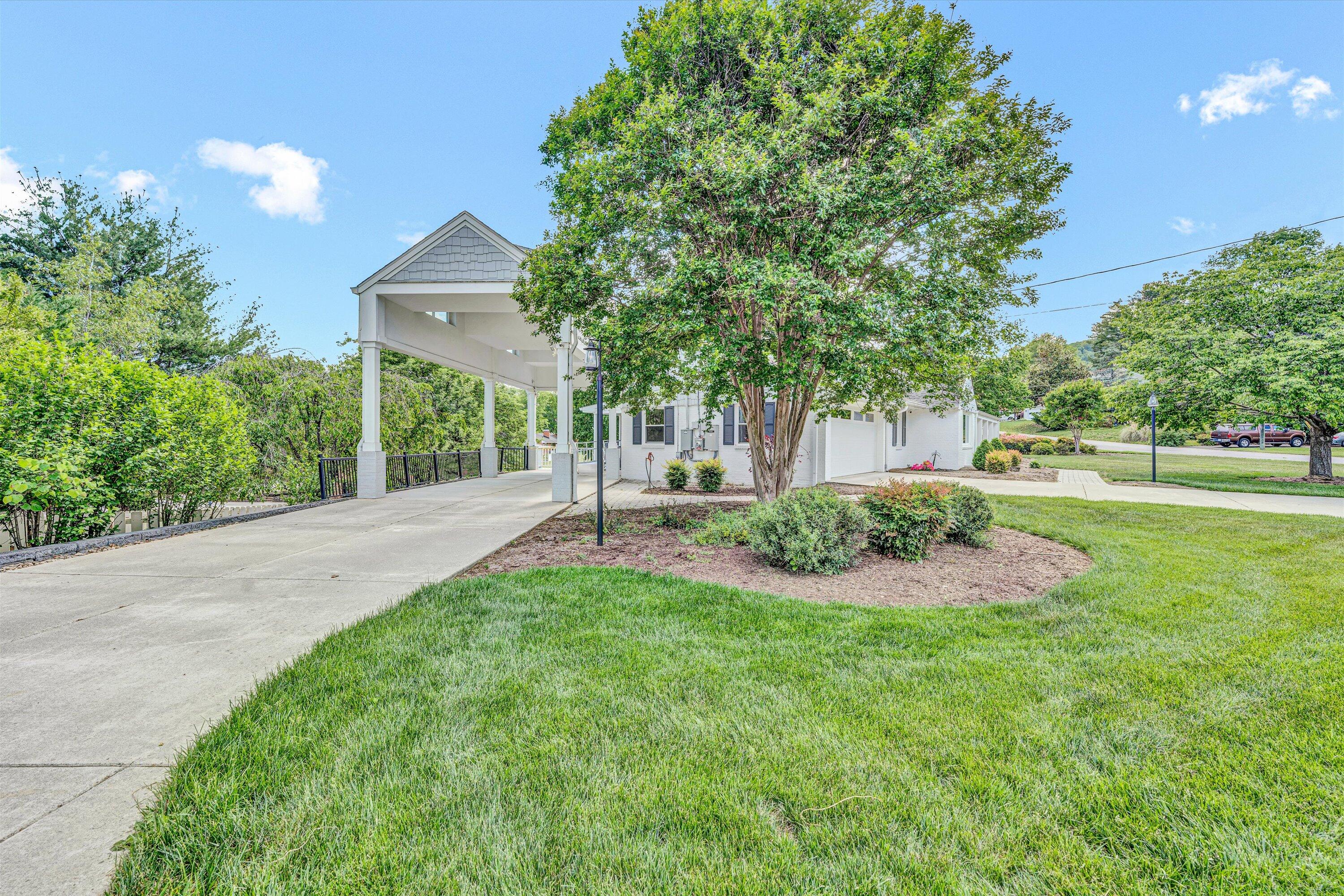 4814 Westhill Dr, Roanoke, Virginia image 5