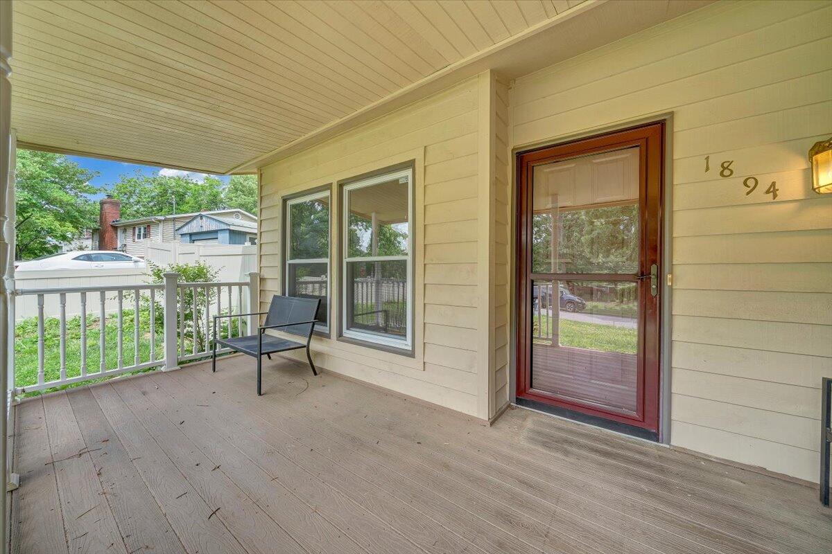 1894 Woodmere Ct, Salem, Virginia image 2
