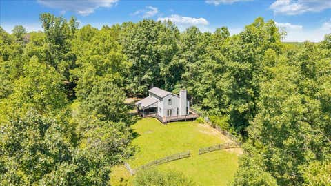 Photo of 620 Varley LN, Martinsville, VA 24112 (MLS # 930012)