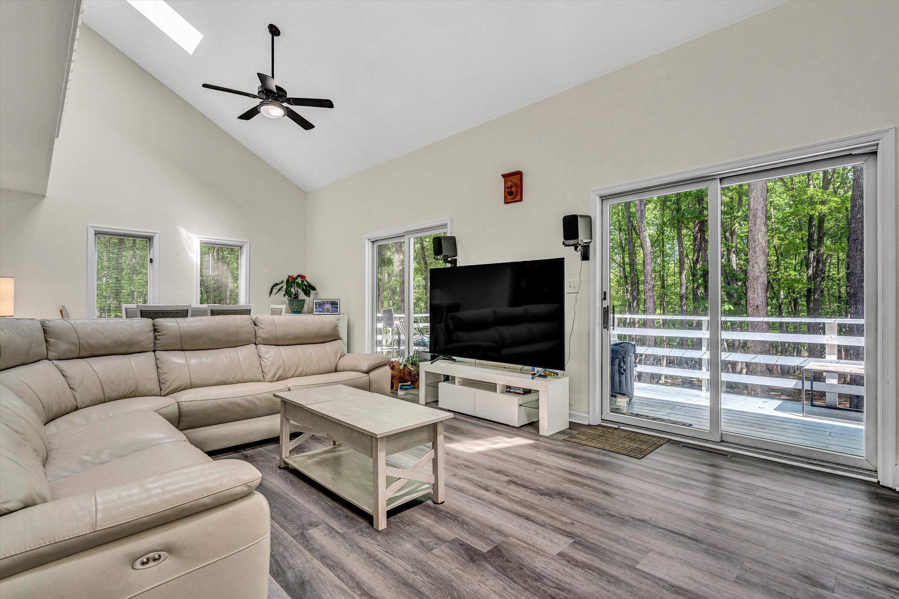 1393 Deepwoods Rd, Hardy, Virginia image 4
