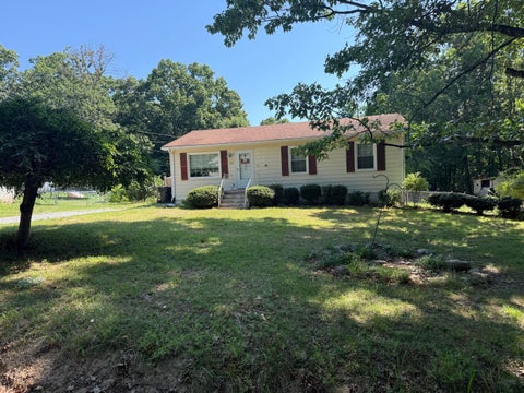 Homes For Sale - 1035 Martin Mcneil Rd<br/> Salem, VA 24153