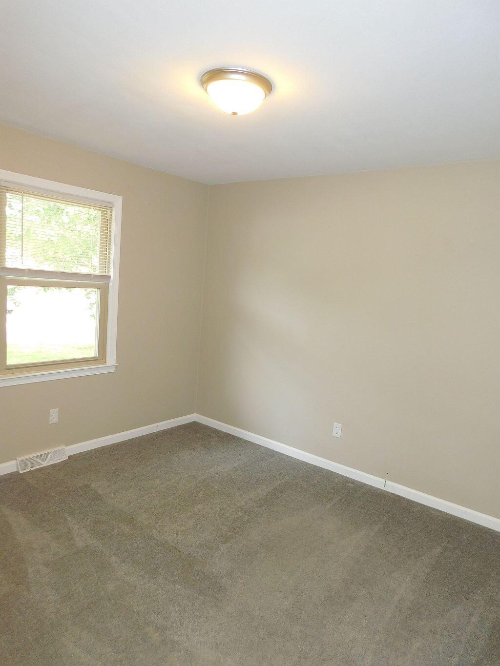 Roanoke, Virginia 24018, United States, 3 Bedrooms Bedrooms, ,2 BathroomsBathrooms,Residential,Active,156188