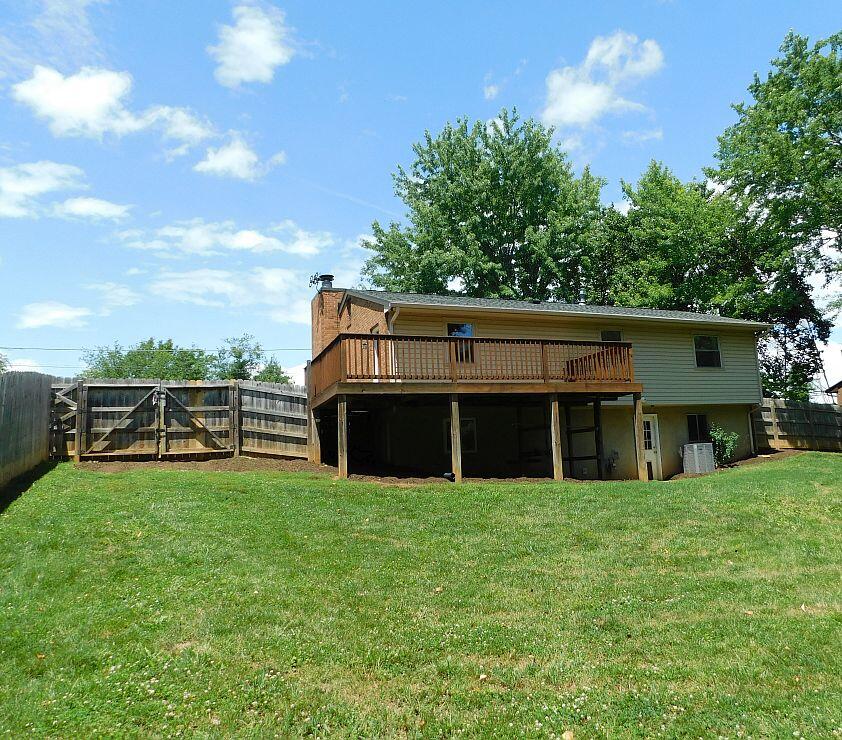 Roanoke, Virginia 24018, United States, 3 Bedrooms Bedrooms, ,2 BathroomsBathrooms,Residential,Active,156188