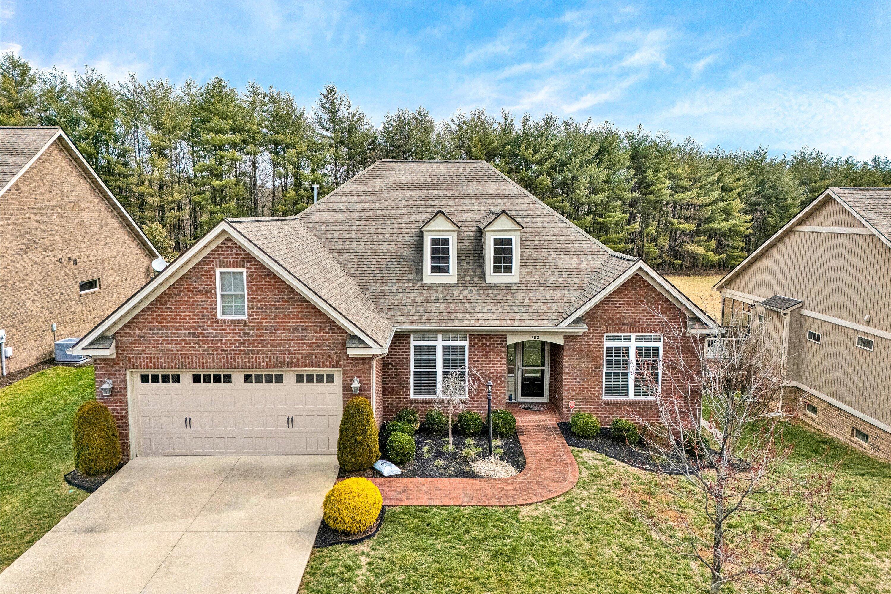 480 Deer Run Cir, Salem, Virginia image 1