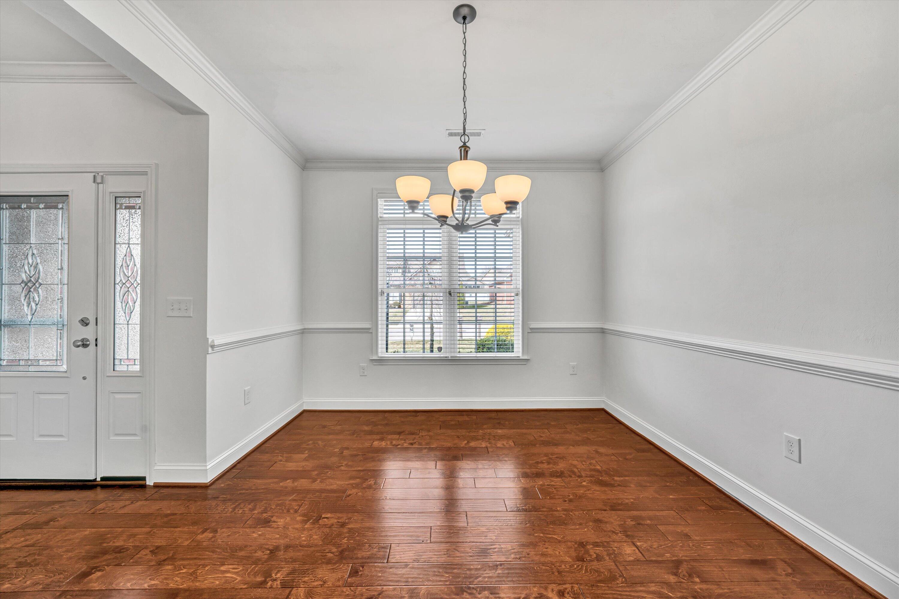 480 Deer Run Cir, Salem, Virginia image 8