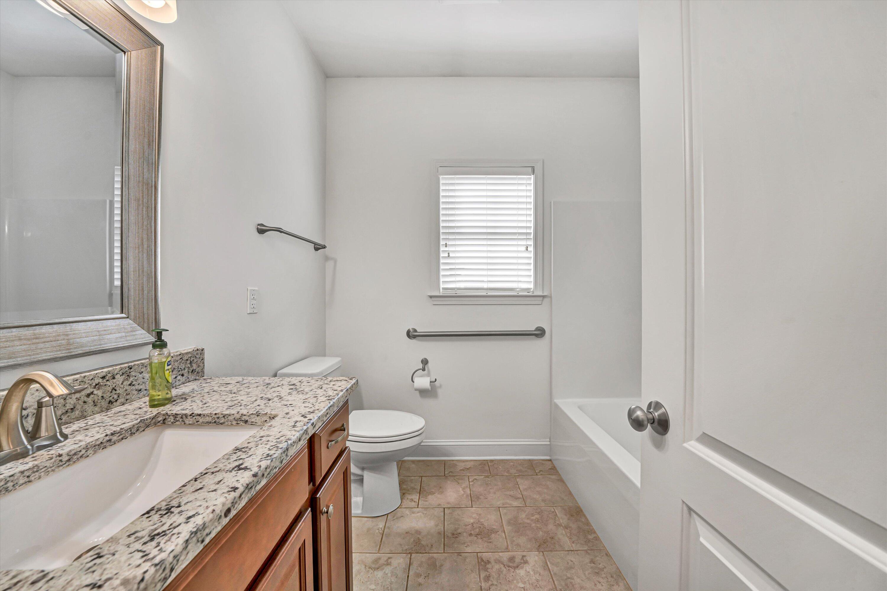 480 Deer Run Cir, Salem, Virginia image 28