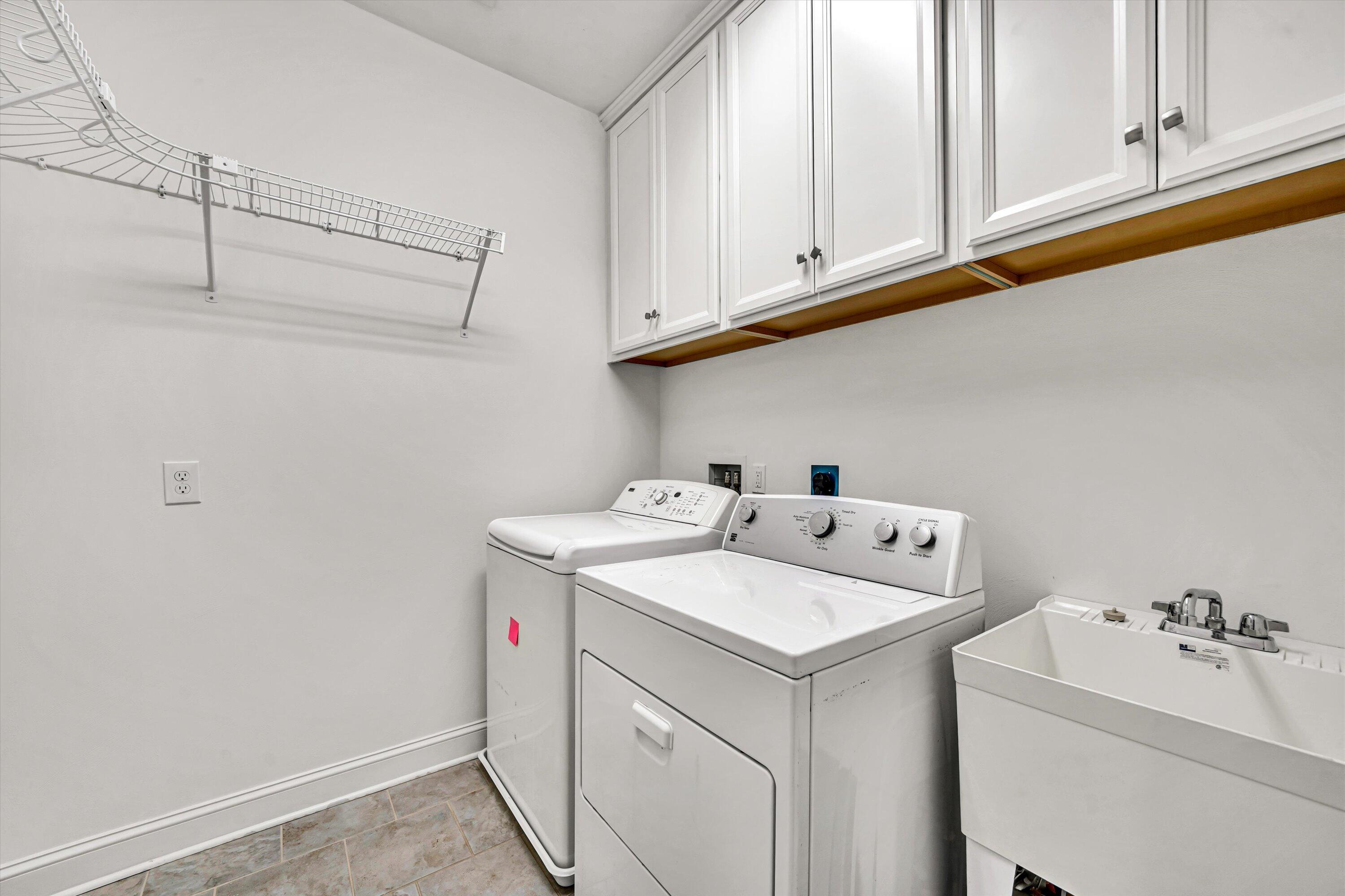480 Deer Run Cir, Salem, Virginia image 27