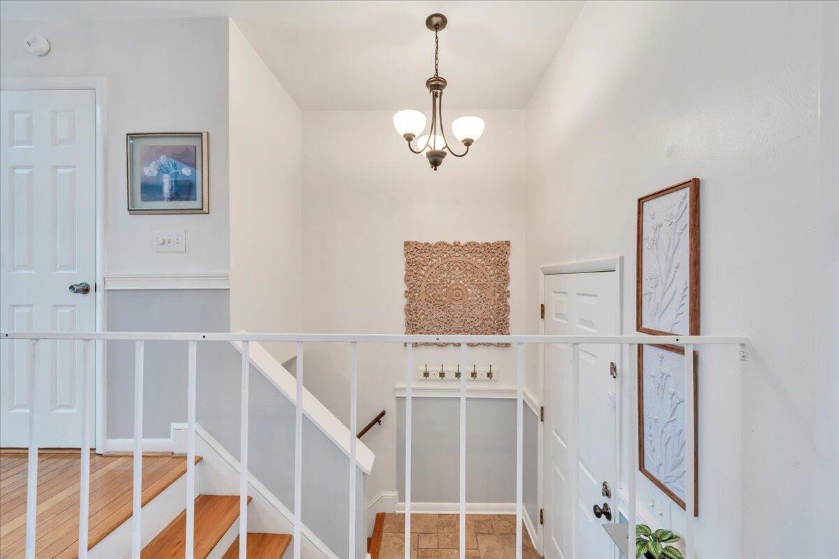3012 Winterberry Dr, Roanoke, Virginia image 3