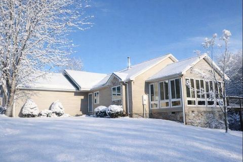 Homes For Sale - 1768 Alean Rd<br/> Franklin County, Wirtz, VA 24184