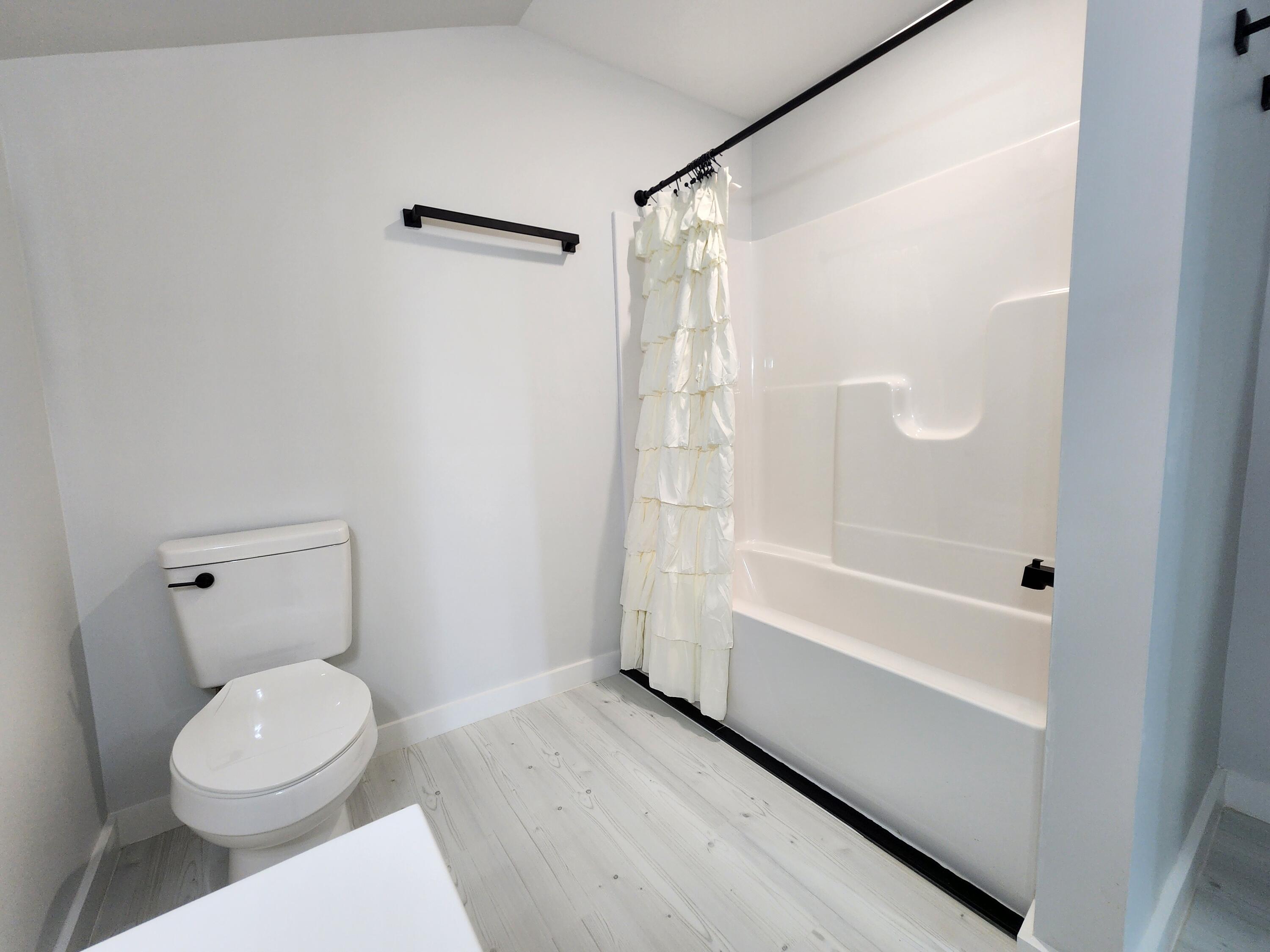 Rocky Mount, Virginia 24151, United States, 3 Bedrooms Bedrooms, ,3 BathroomsBathrooms,Residential,Active,166060