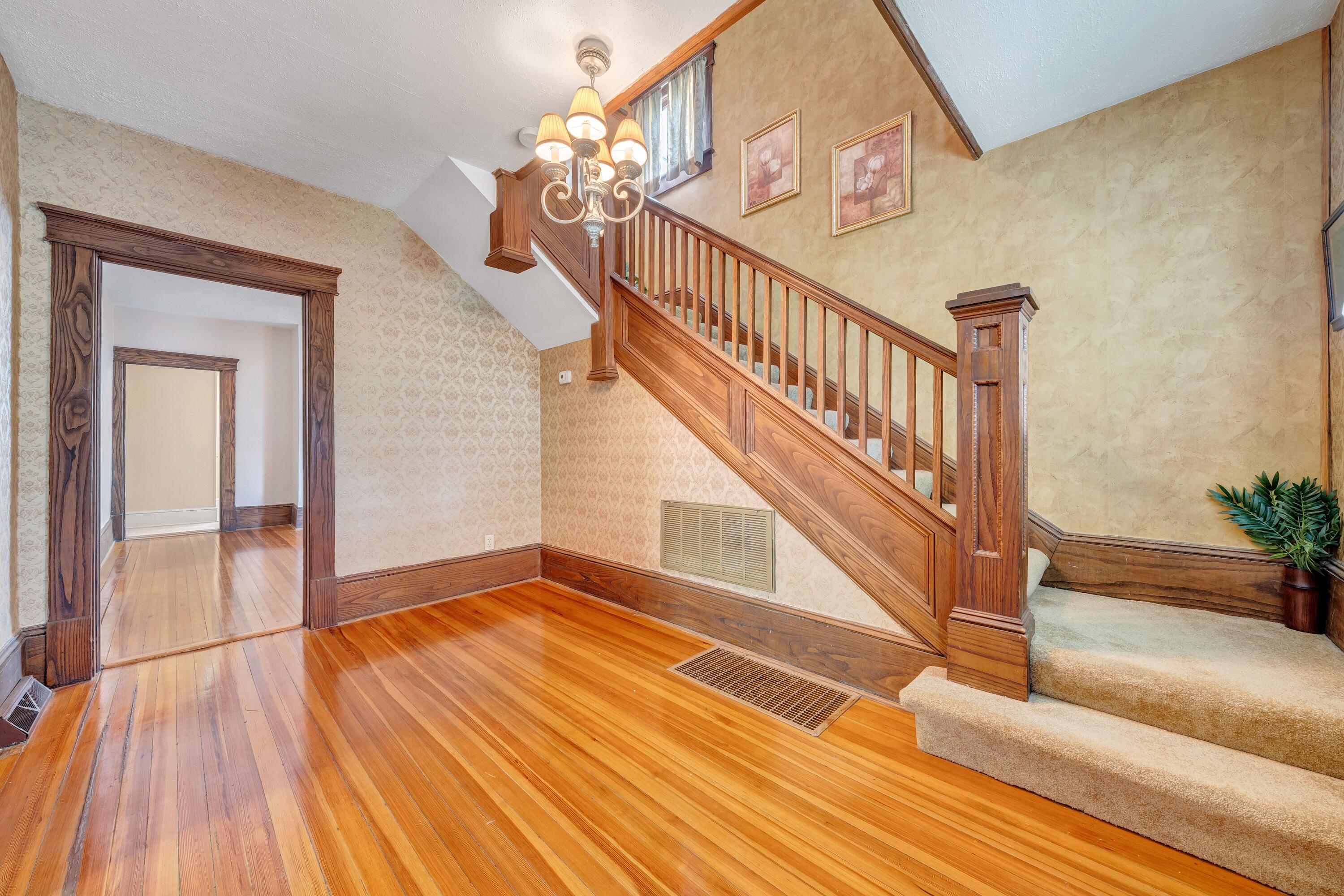 3759 Mill Iron Rd, Goodview, Virginia image 5