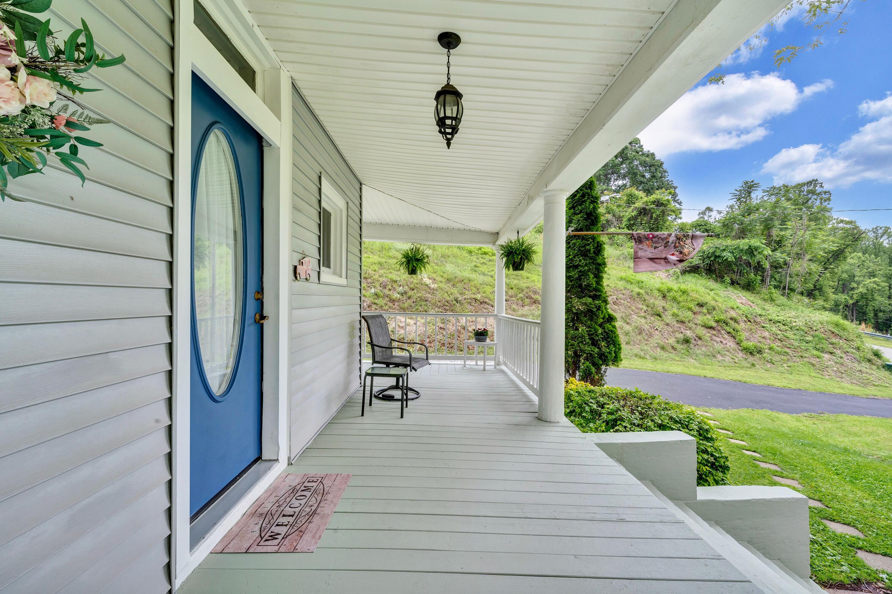 3759 Mill Iron Rd, Goodview, Virginia image 4