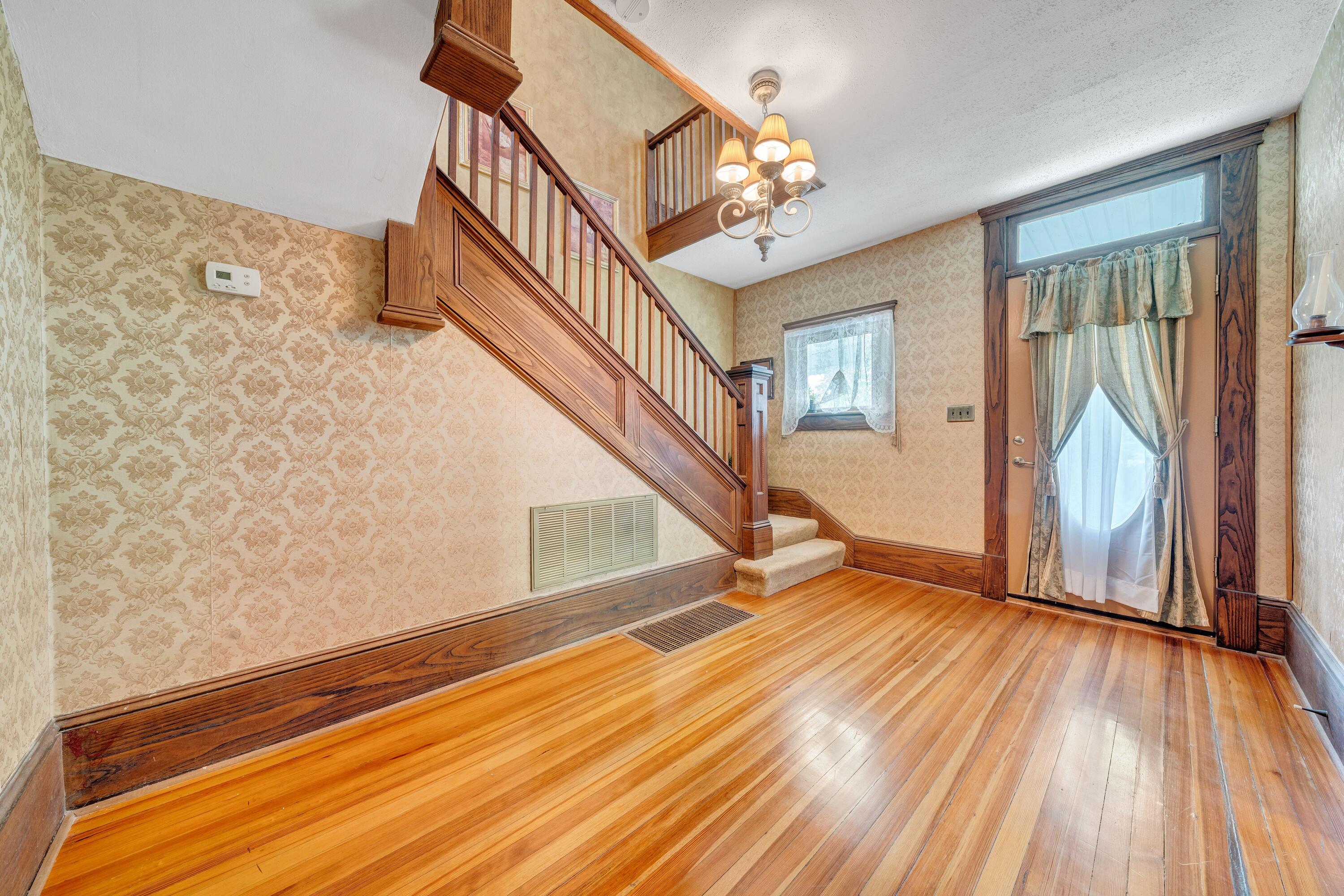 3759 Mill Iron Rd, Goodview, Virginia image 7