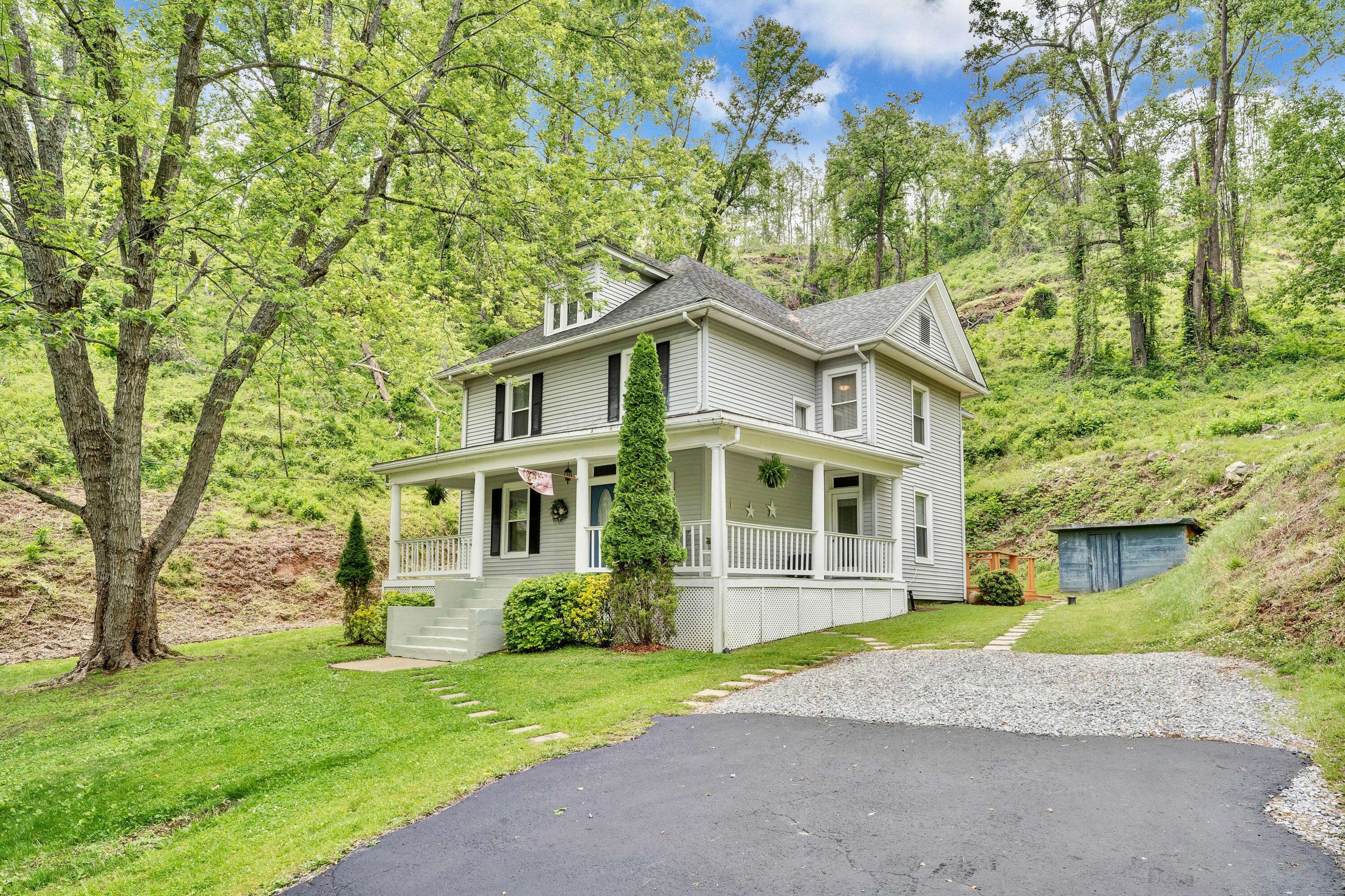 3759 Mill Iron Rd, Goodview, Virginia image 33