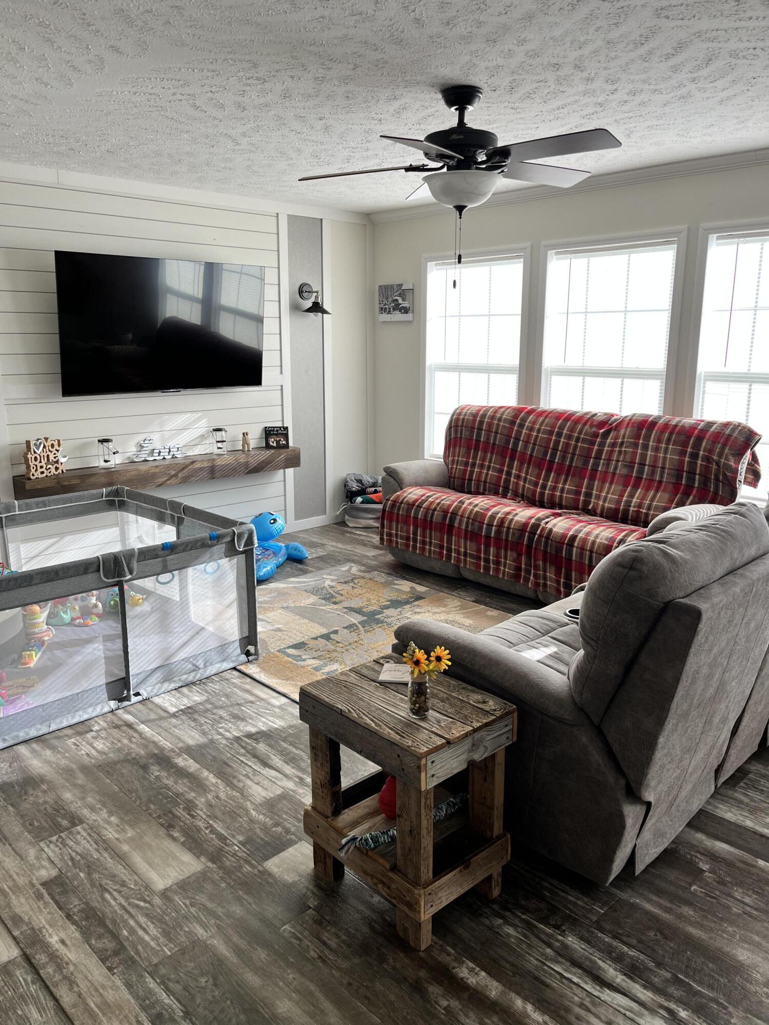 1148 Chapel View Ln, Goodview, Virginia image 9